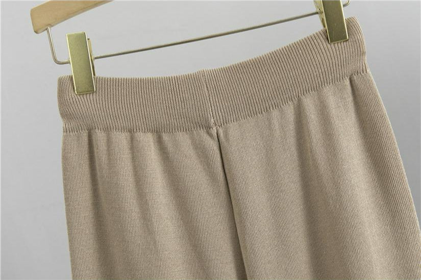 Herbstliches Strick-Set mit Pullover und Hose