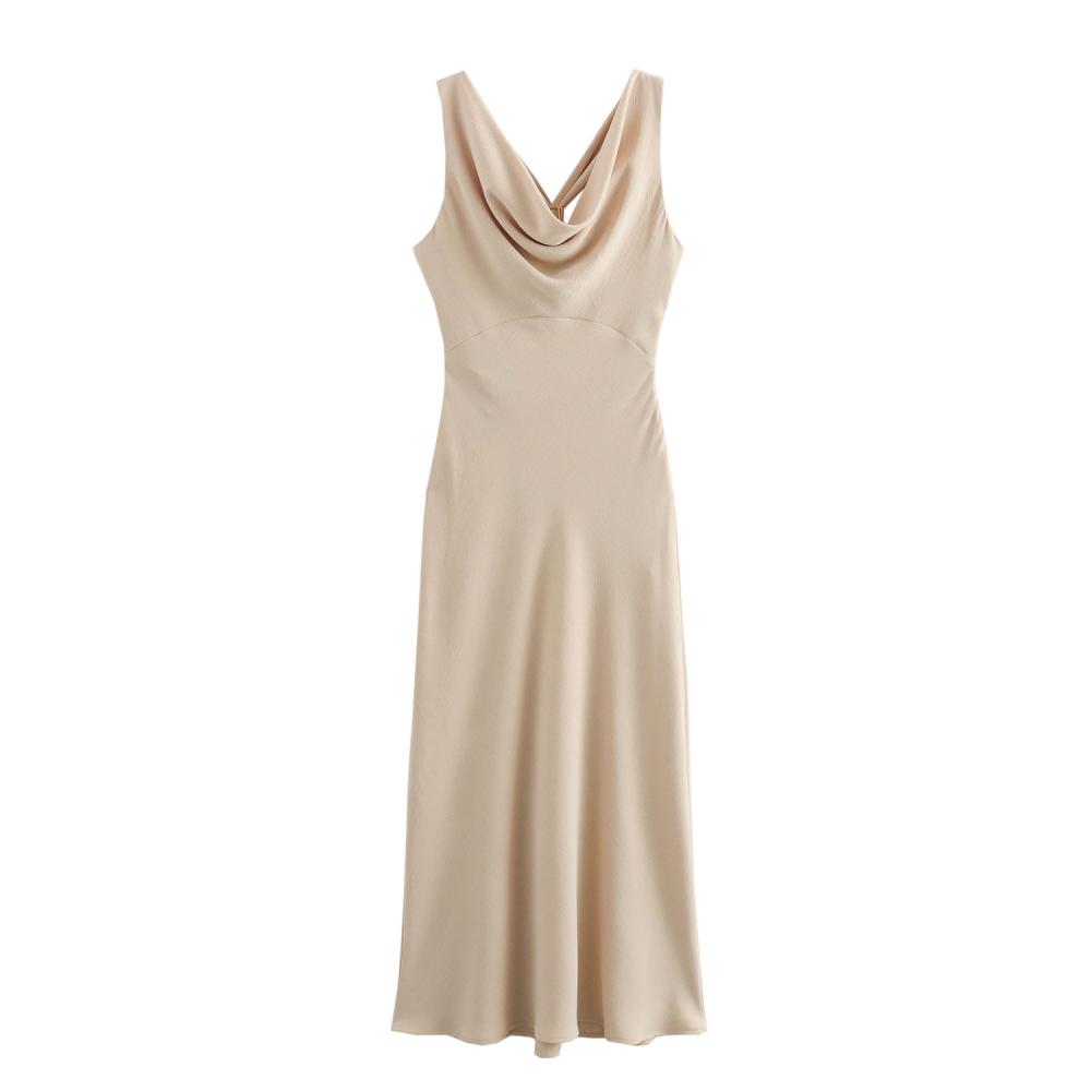 Abendkleid mit Satinoptik