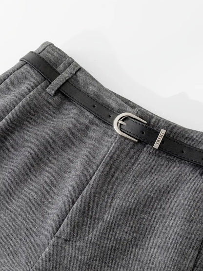 Damenhose mit hoher Taille und weitem Bein
